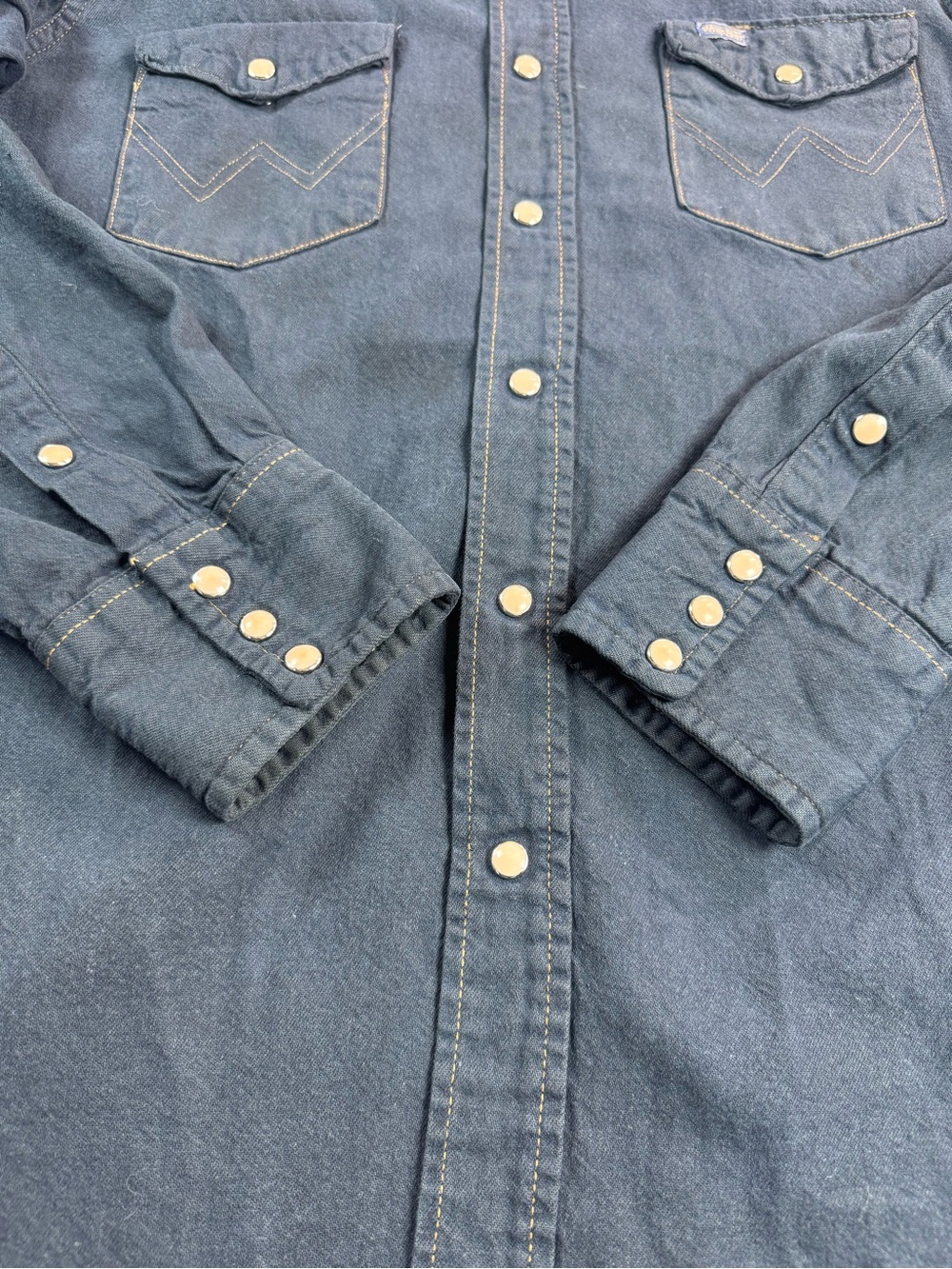 Wrangler x Stuart Trevor Sequin Western‎ Shirt Women’s Small NWT - Picture 5 of 12